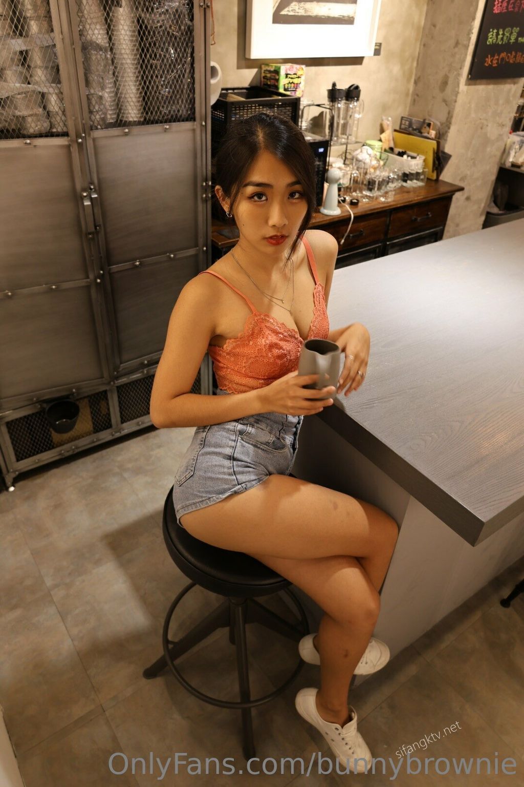 bunnybrownie(兔子布朗尼): 36D纯欲少女私拍 (259 photos + 42 videos) 15 bunnybrownie(兔子布朗尼): 36D纯欲少女私拍 (259 photos + 42 videos) 15