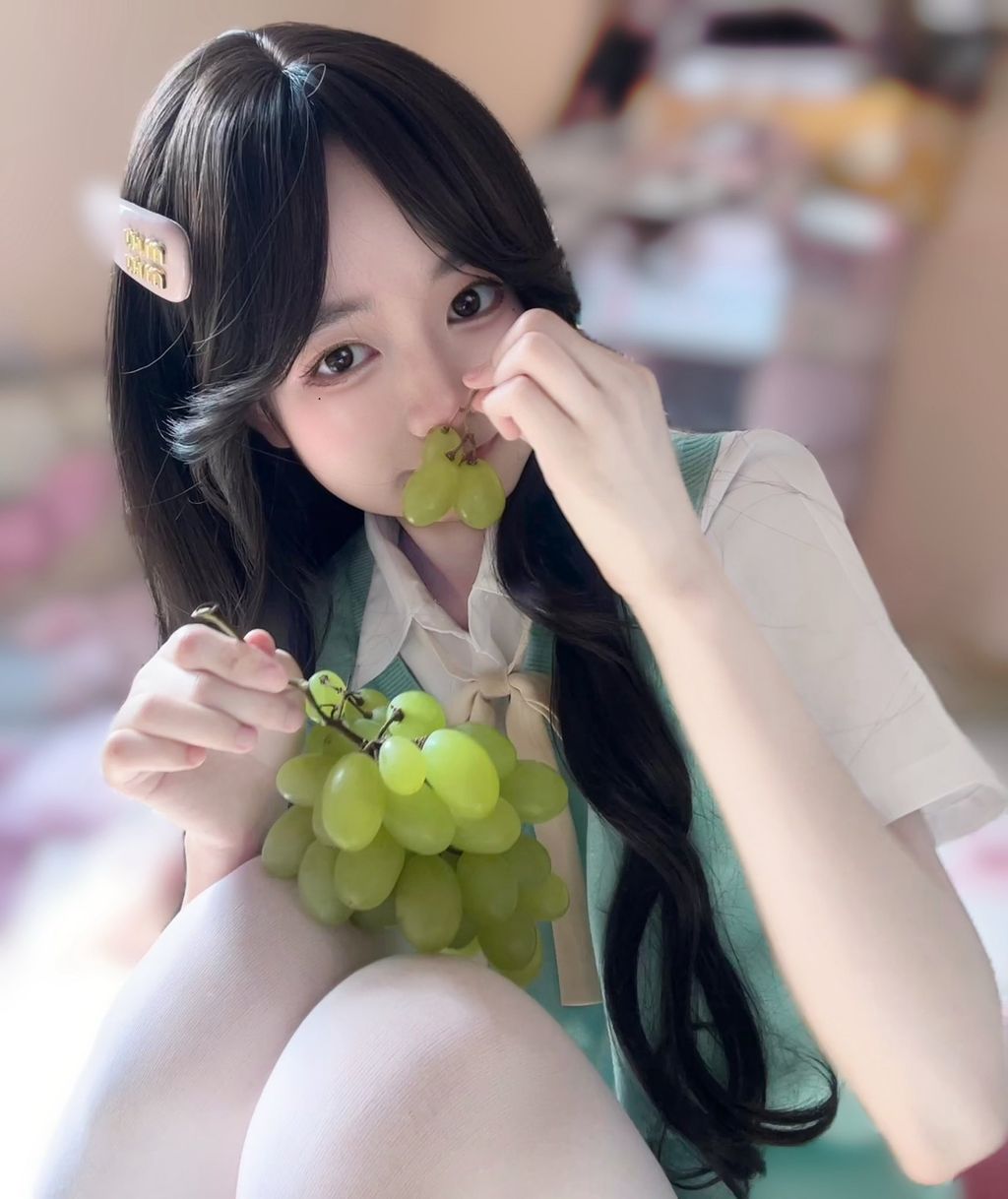 xiogu1177791: 清纯小姐姐裸舞 声娇体软勾人小妖精 (162 photos + 94 videos) 2 xiogu1177791: 清纯小姐姐裸舞 声娇体软勾人小妖精 (162 photos + 94 videos) 2