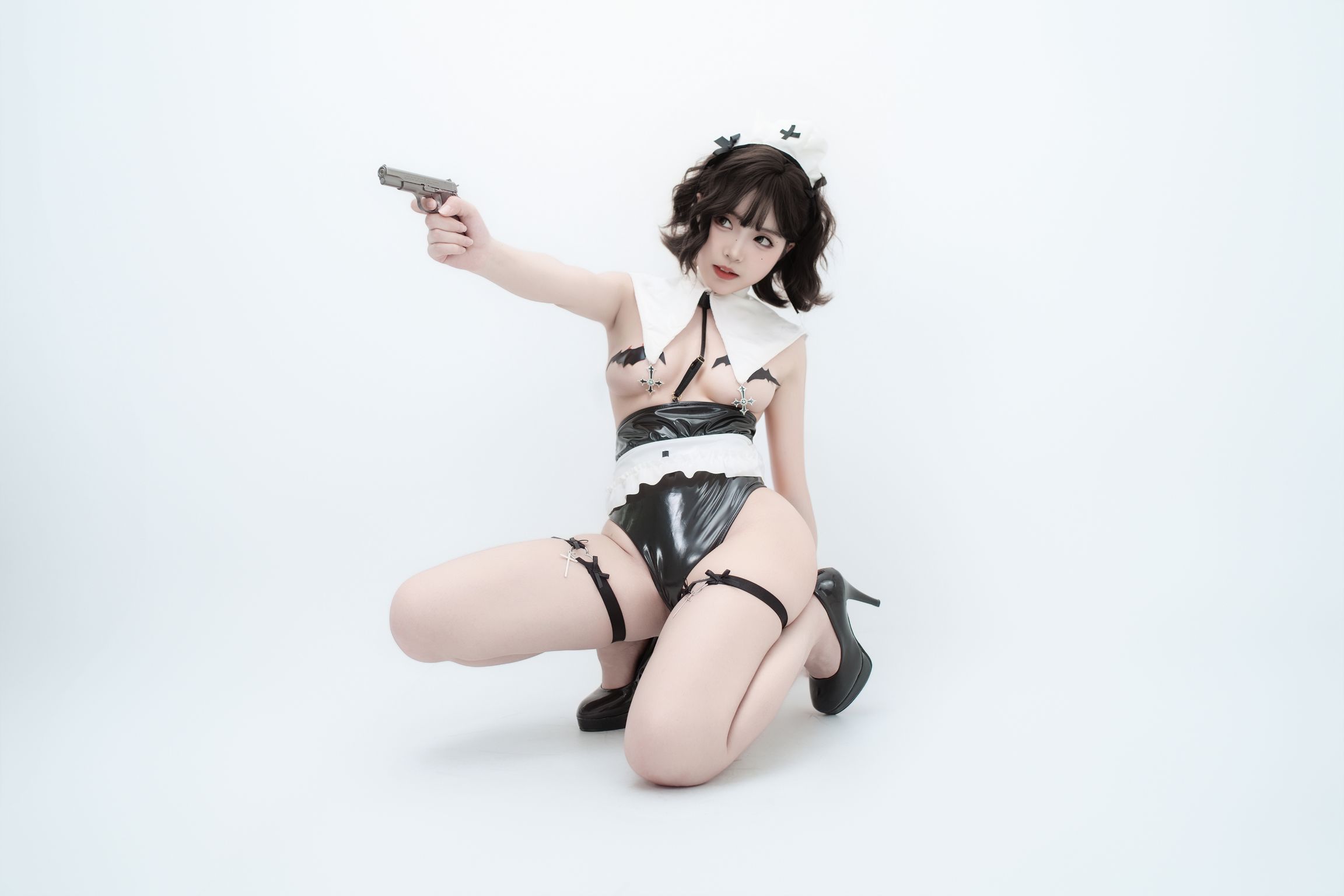 Coser@Bangni邦尼: 武装修女 (86 photos) 3 Coser@Bangni邦尼: 武装修女 (86 photos) 3