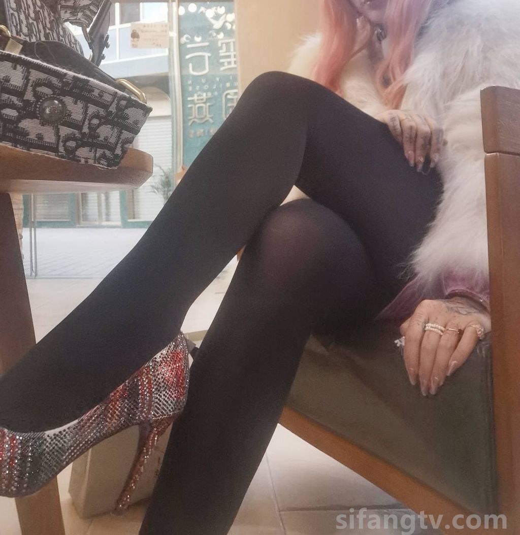 Sexychloe: 永久会员福利合集 (246 photos + 67 videos) 3 Sexychloe: 永久会员福利合集 (246 photos + 67 videos) 3