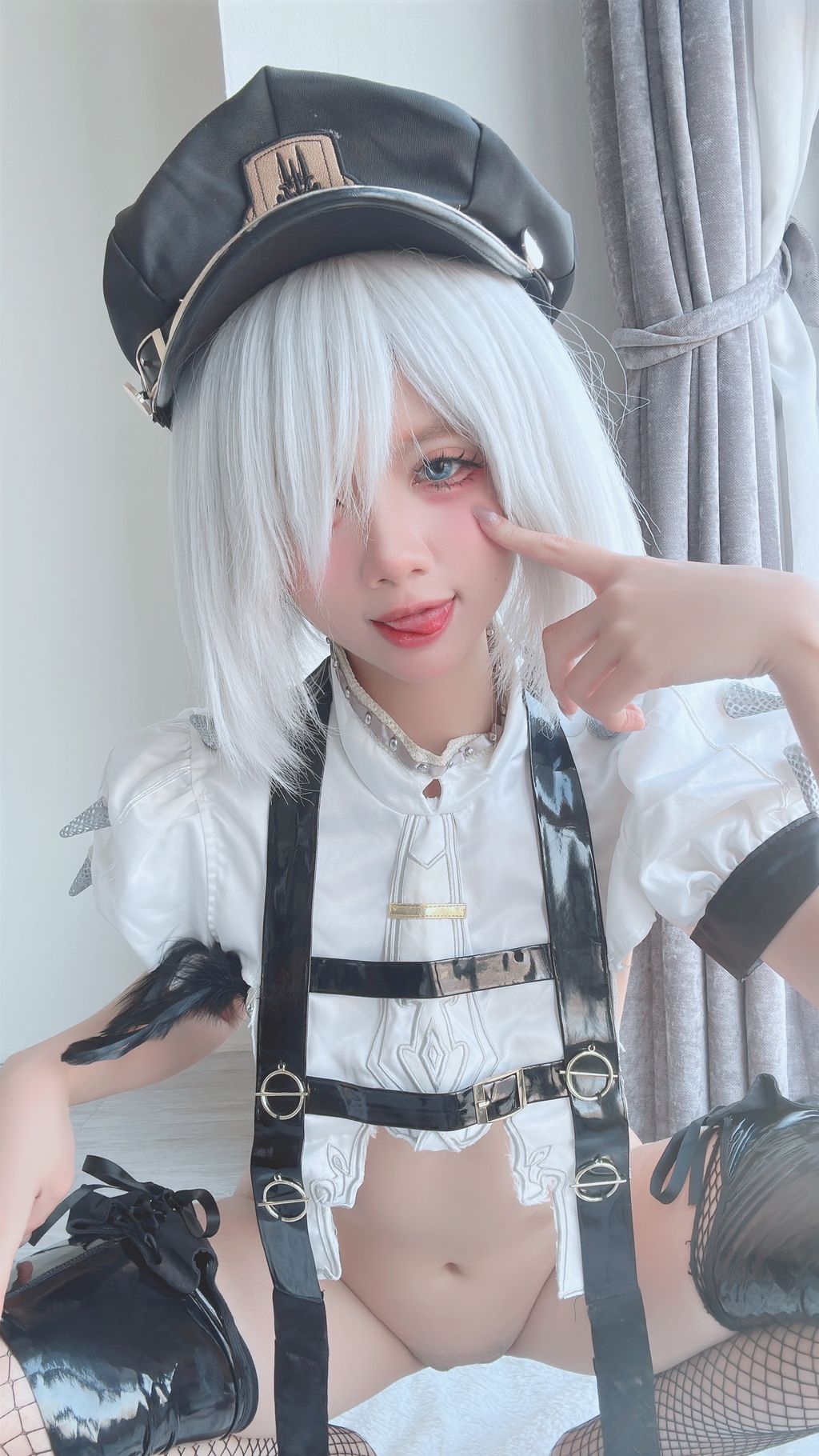 Coser@PoppaChan: 2B Police (Full ver.) (111 photos + 10 videos) 16 Coser@PoppaChan: 2B Police (Full ver.) (111 photos + 10 videos) 16