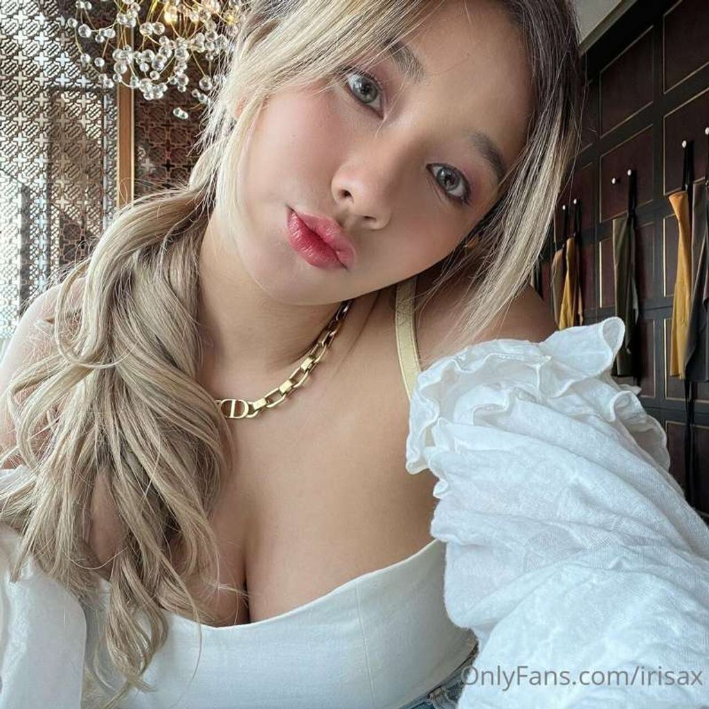 irisadamsone: 极品清纯系电竞网红私拍 (339 photos + 39 videos) 12 irisadamsone: 极品清纯系电竞网红私拍 (339 photos + 39 videos) 12