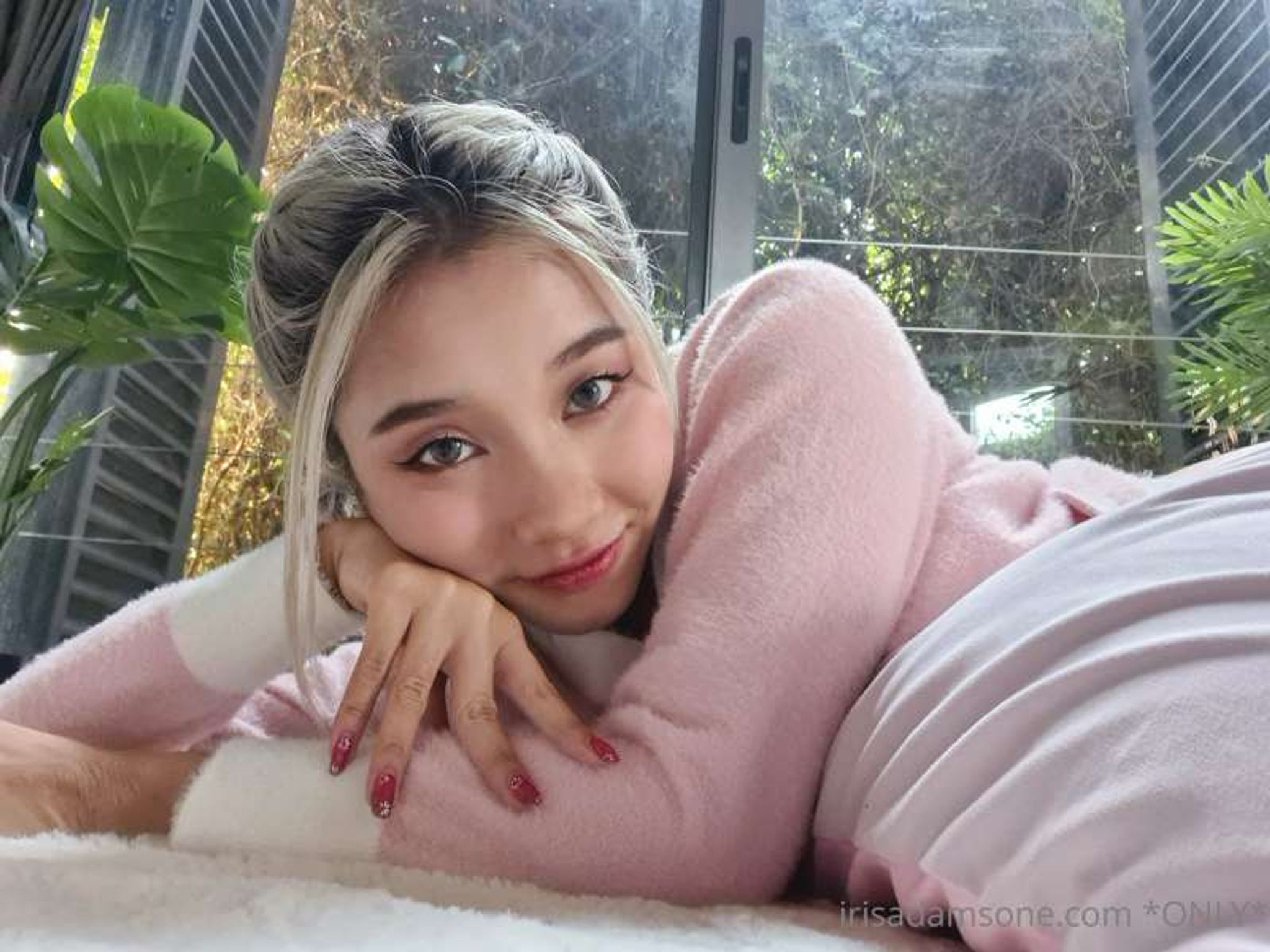 irisadamsone: 极品清纯系电竞网红私拍 (339 photos + 39 videos) 1 irisadamsone: 极品清纯系电竞网红私拍 (339 photos + 39 videos) 1