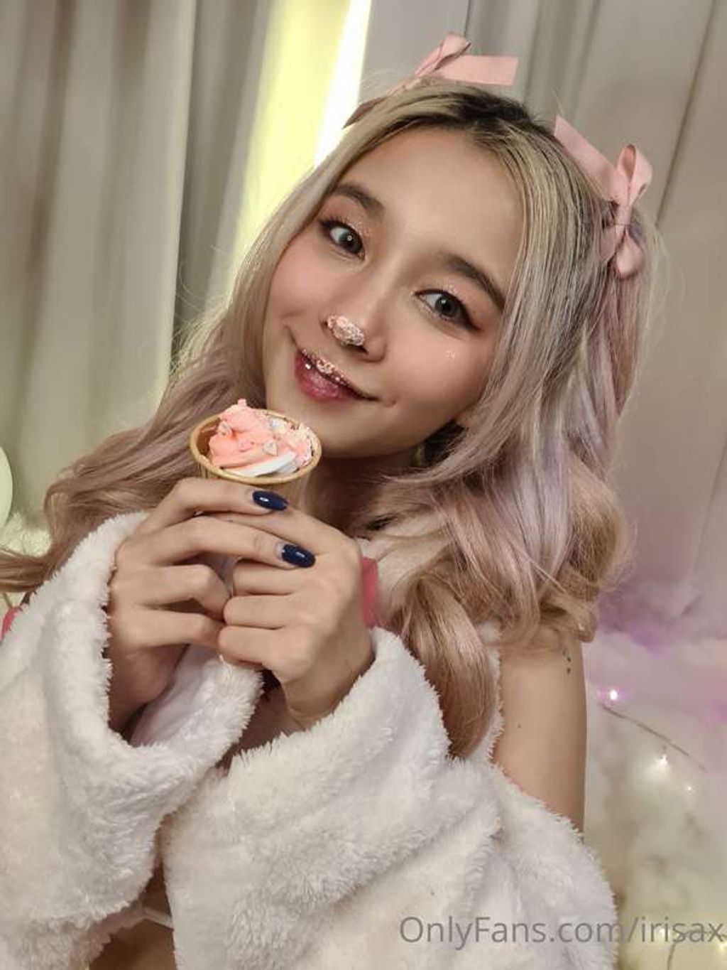 irisadamsone: 极品清纯系电竞网红私拍 (339 photos + 39 videos) 14 irisadamsone: 极品清纯系电竞网红私拍 (339 photos + 39 videos) 14