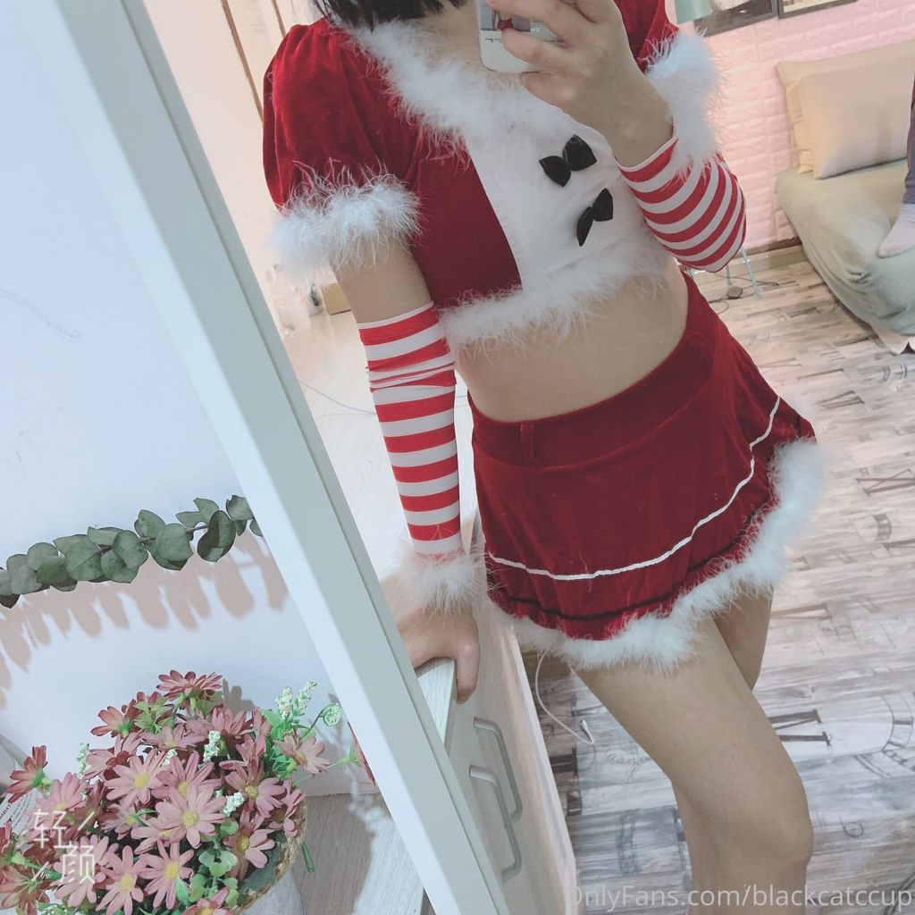 BlackCatluna: 清纯美足 露脸私拍 (975 photos + 153 videos) 8 BlackCatluna: 清纯美足 露脸私拍 (975 photos + 153 videos) 8