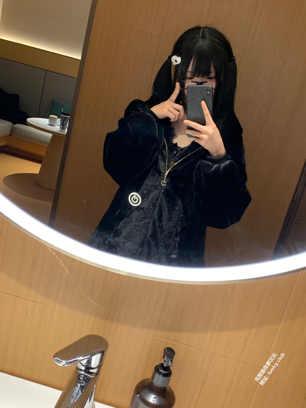 qqcattt1(小月喵): 双马尾白虎萝莉极品福利姬 (297 photos + 34 videos) 4 qqcattt1(小月喵): 双马尾白虎萝莉极品福利姬 (297 photos + 34 videos) 4