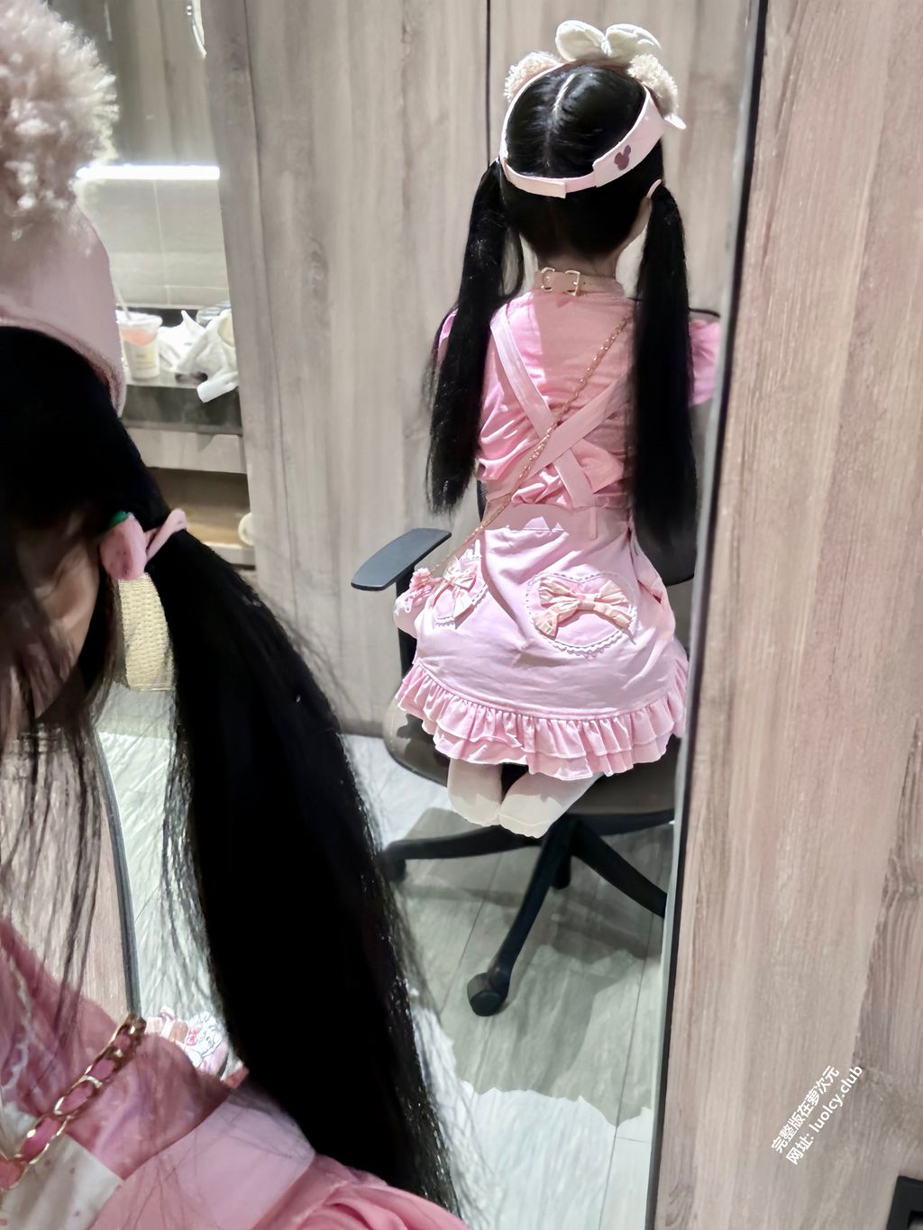 qqcattt1(小月喵): 双马尾白虎萝莉极品福利姬 (297 photos + 34 videos) 3 qqcattt1(小月喵): 双马尾白虎萝莉极品福利姬 (297 photos + 34 videos) 3