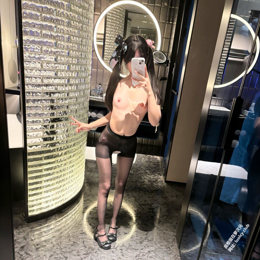 qqcattt1(小月喵): 双马尾白虎萝莉极品福利姬 (297 photos + 34 videos) 6 qqcattt1(小月喵): 双马尾白虎萝莉极品福利姬 (297 photos + 34 videos) 6