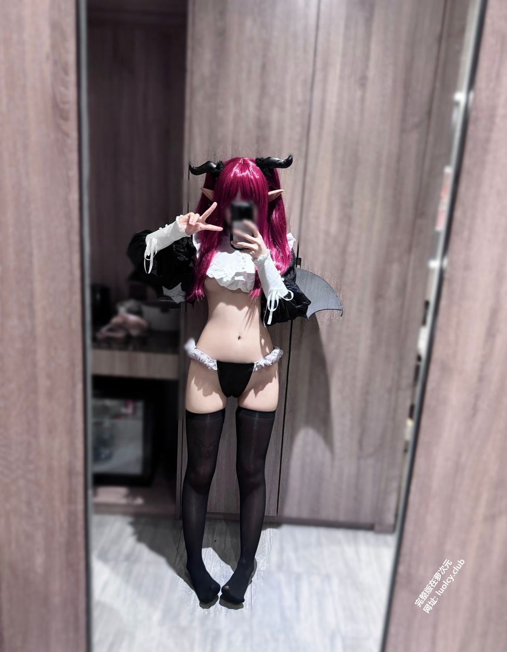 qqcattt1(小月喵): 双马尾白虎萝莉极品福利姬 (297 photos + 34 videos) 11 qqcattt1(小月喵): 双马尾白虎萝莉极品福利姬 (297 photos + 34 videos) 11