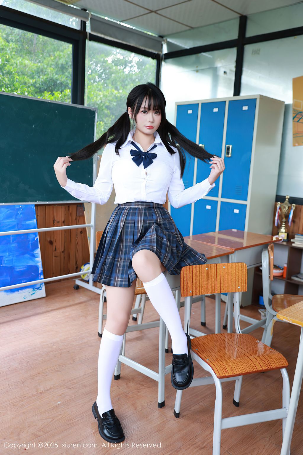XIUREN No.10601 – 10605 (370 photos) 13 XIUREN No.10601 – 10605 (370 photos) 13