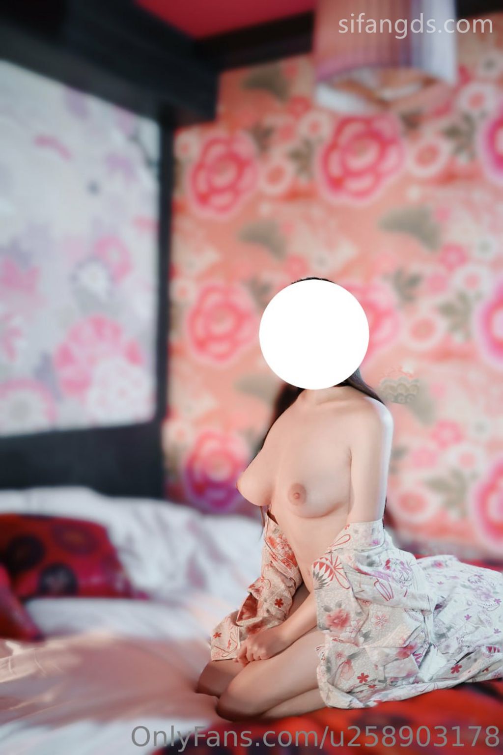 lora_zepam: 前柚木大神模特 宅男白月光女神 (172 photos + 78 videos) 12 lora_zepam: 前柚木大神模特 宅男白月光女神 (172 photos + 78 videos) 12