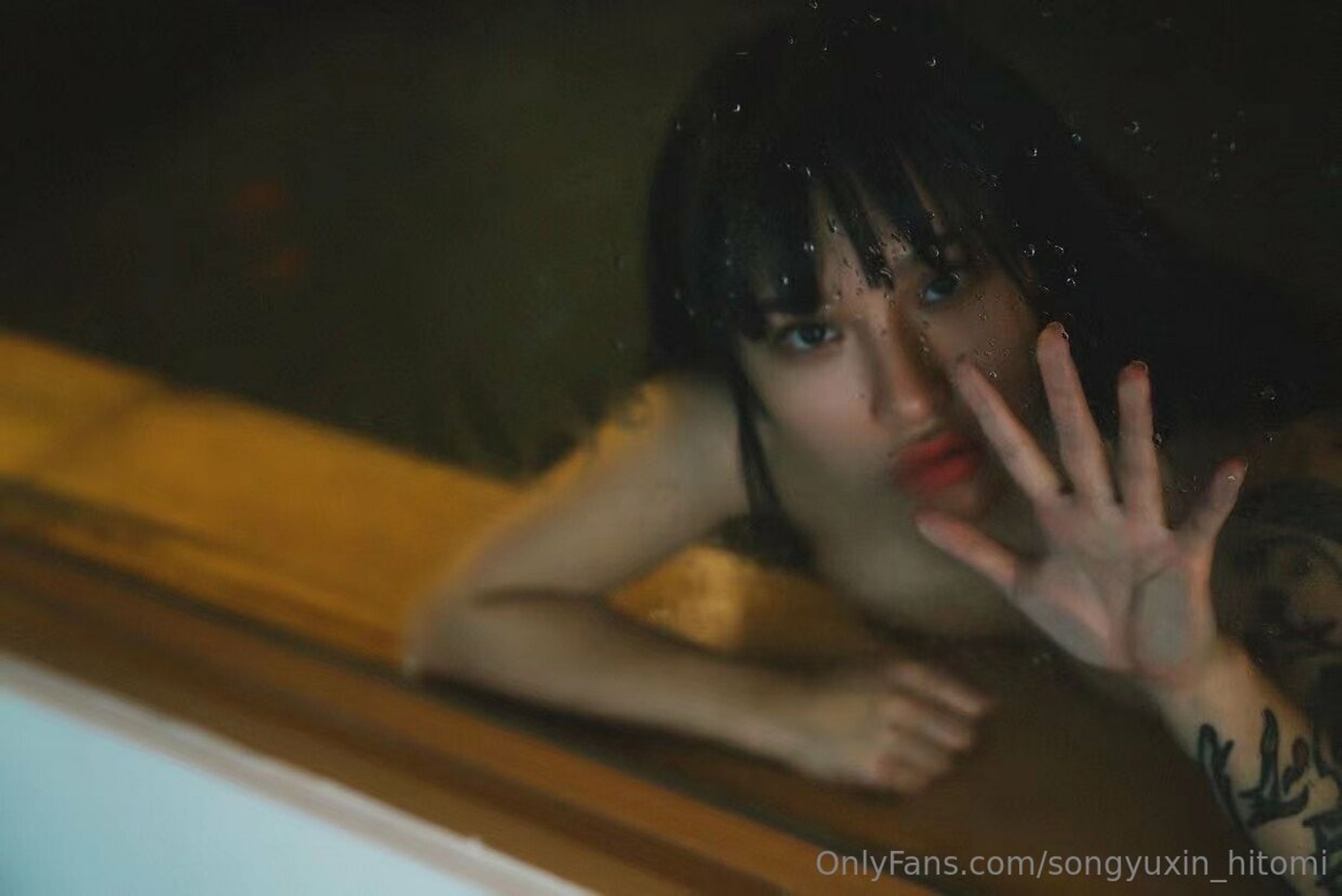 宋昱欣Hitomi: OF私拍 童颜巨臀网红脸A4腰 (318 photos + 14 videos) 16 宋昱欣Hitomi: OF私拍 童颜巨臀网红脸A4腰 (318 photos + 14 videos) 16