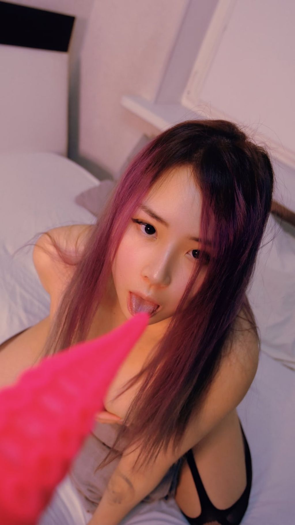 Reibelletv: 巨乳亚裔直播模特 OnlyFans私拍合集 (278 photos + 96 videos) 0 Reibelletv: 巨乳亚裔直播模特 OnlyFans私拍合集 (278 photos + 96 videos) 0