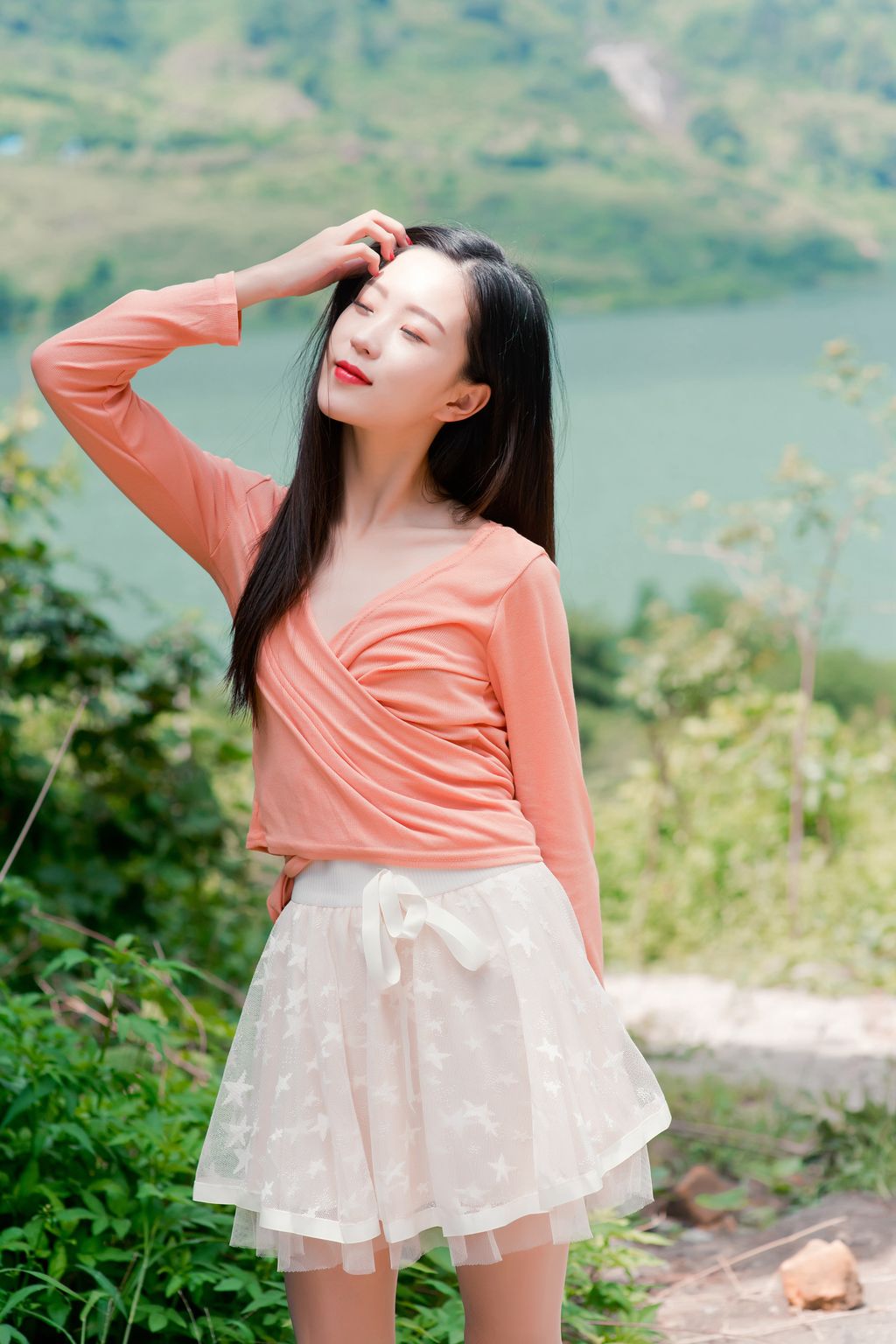 [Private Photoshoot] 杨子嫣: 户外女神的丝袜秀 (259 photos)