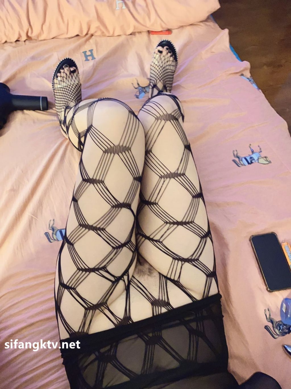 张佳茹: 视觉炸裂私拍 户外露出 道具调教 (135 photos + 15 videos) 7 张佳茹: 视觉炸裂私拍 户外露出 道具调教 (135 photos + 15 videos) 7