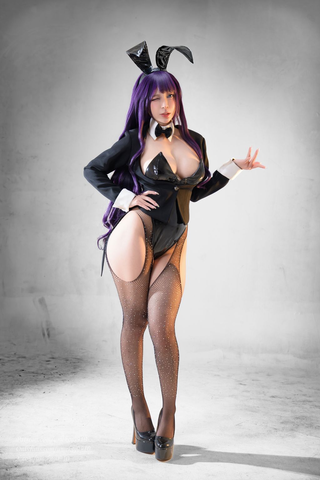Coser@UmekoJ: Marin Kitagawa Bunny (107 photos + 7 videos)