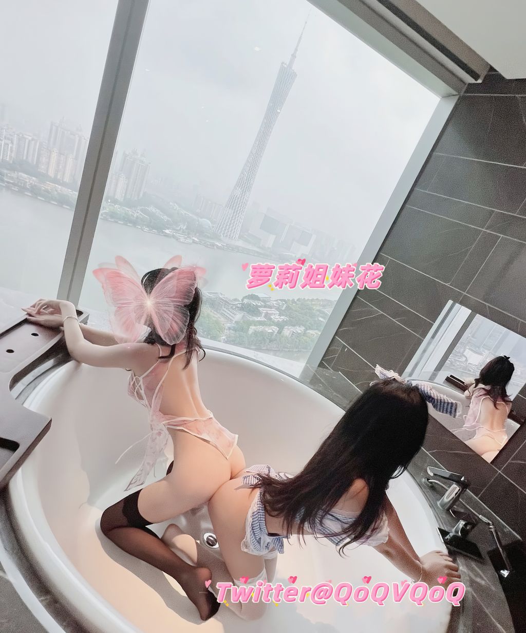 QoQVQoQ(花铁锤姐妹): 顶级双胞胎姐妹私拍合集 (401 photos + 37 videos) 3 QoQVQoQ(花铁锤姐妹): 顶级双胞胎姐妹私拍合集 (401 photos + 37 videos) 3