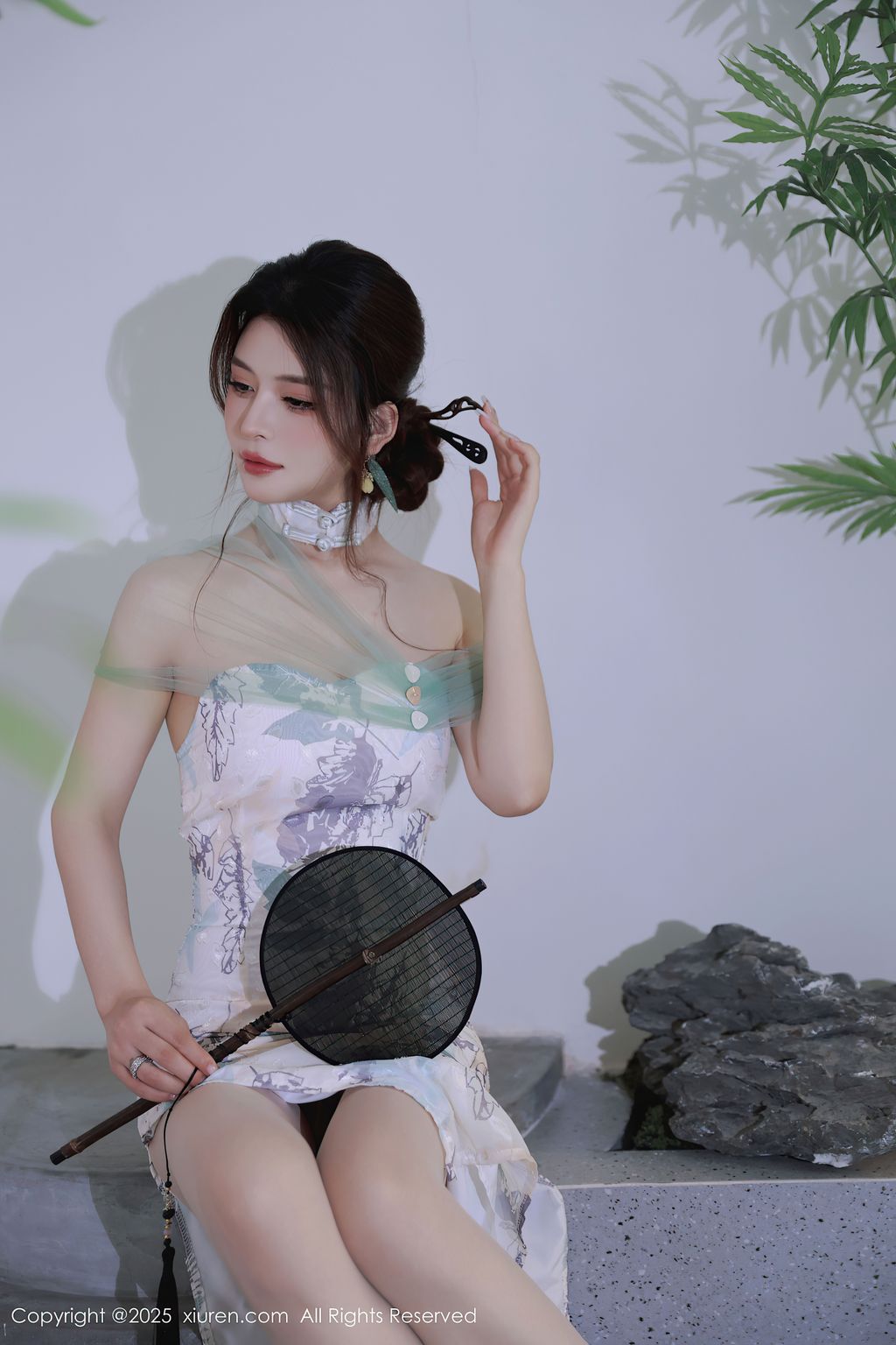 XIUREN No.10691 – 10695 (351 photos) 18 XIUREN No.10691 – 10695 (351 photos) 18