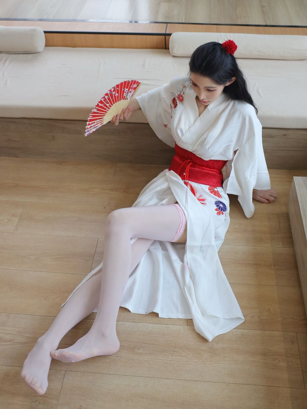 [XR Uncensored] 梨霜儿: R18 秀人网模特 潘金莲 (118 photos)