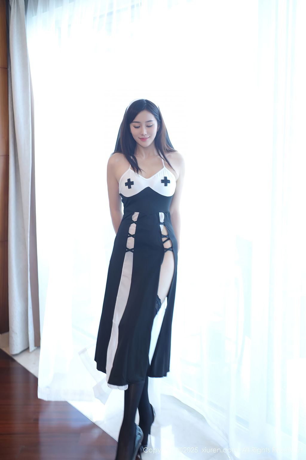 XIUREN No.10686 – 10690 (374 photos) 14 XIUREN No.10686 – 10690 (374 photos) 14