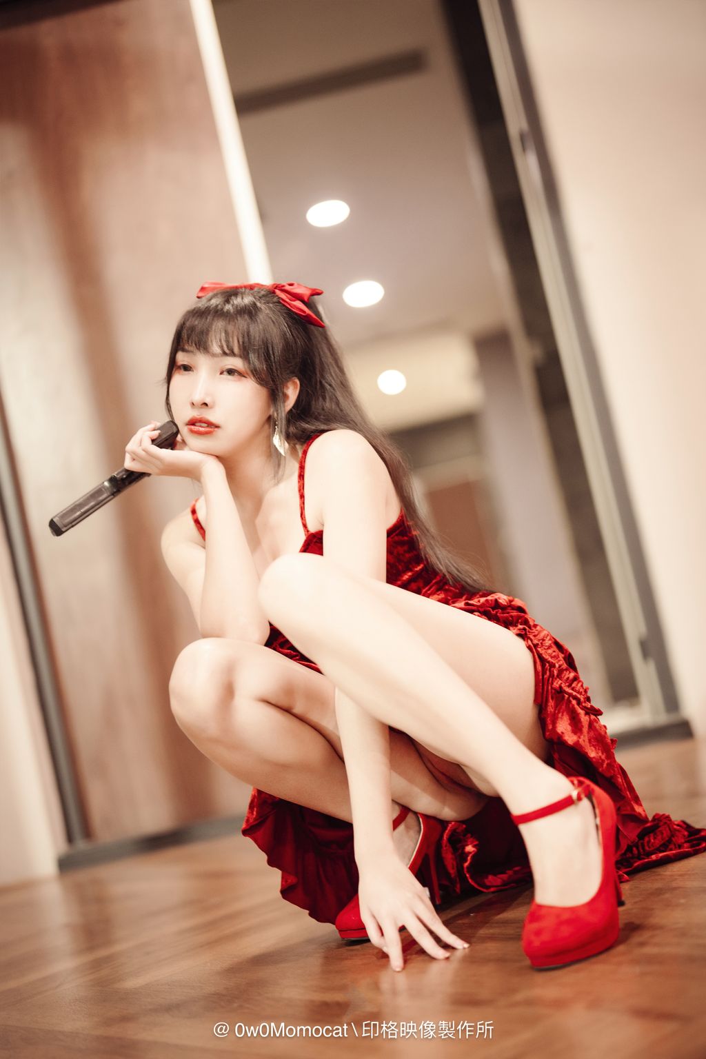 Coser@慕慕Momo: 酒醉後喘息任務 (61 photos + 1 video)