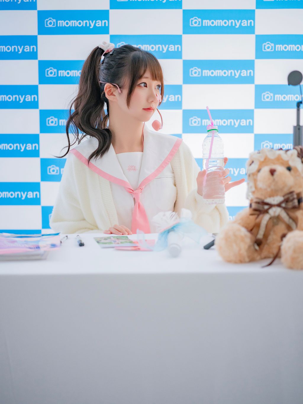 Coser@NAGISA魔物喵: ビキニアイドルのサイン会 (183 photos)