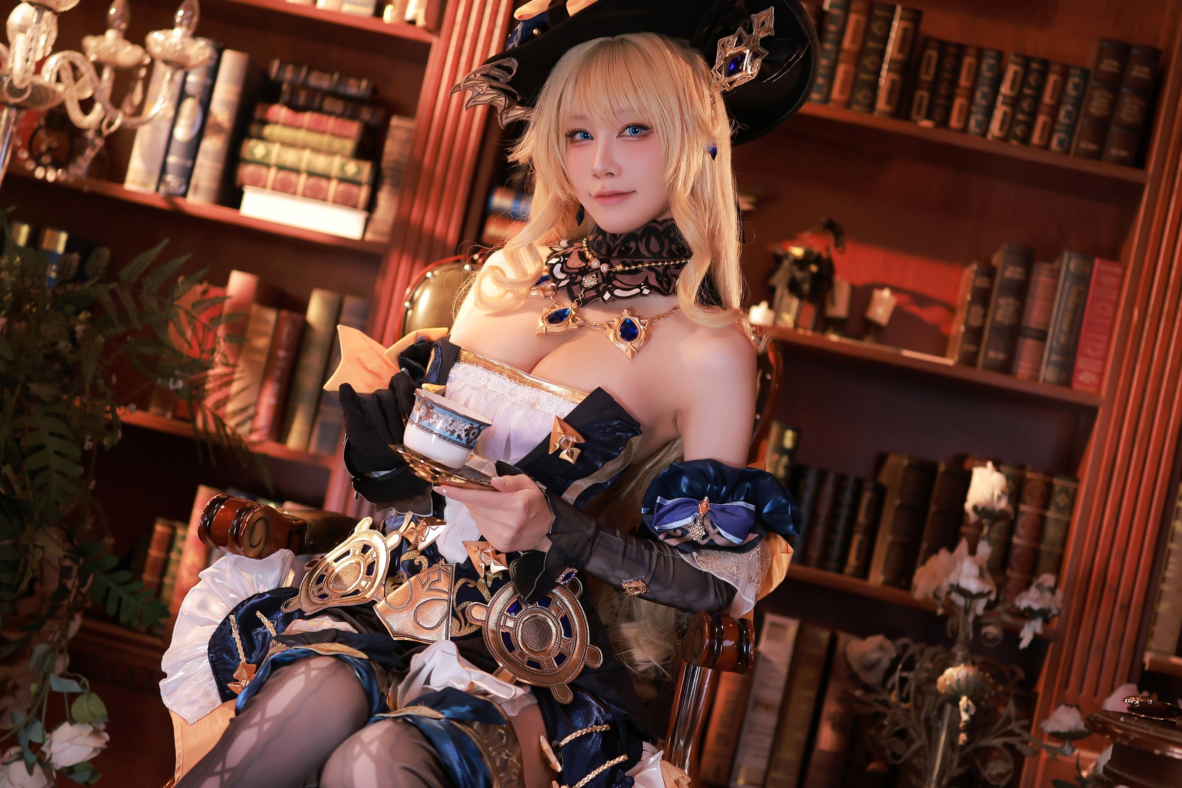 Coser@水淼Aqua: 原神 ナヴィア Navia (57 photos)