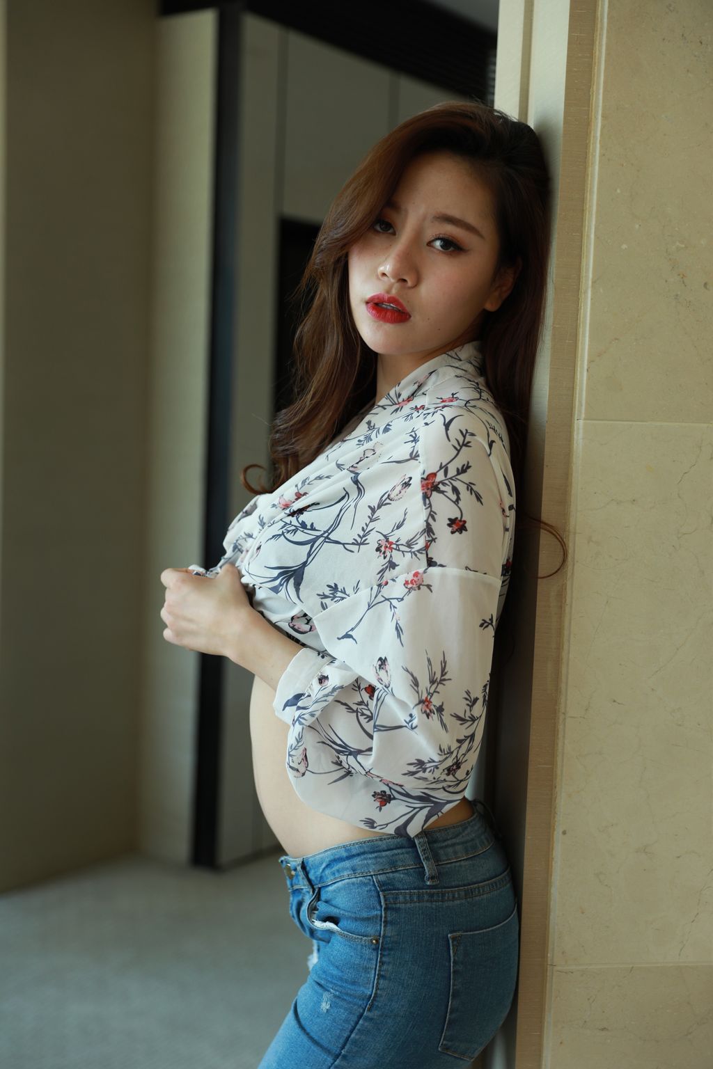 [Private Photoshoot] 戴薇: 气质御姐 全尺度超清私拍 (141 photos)