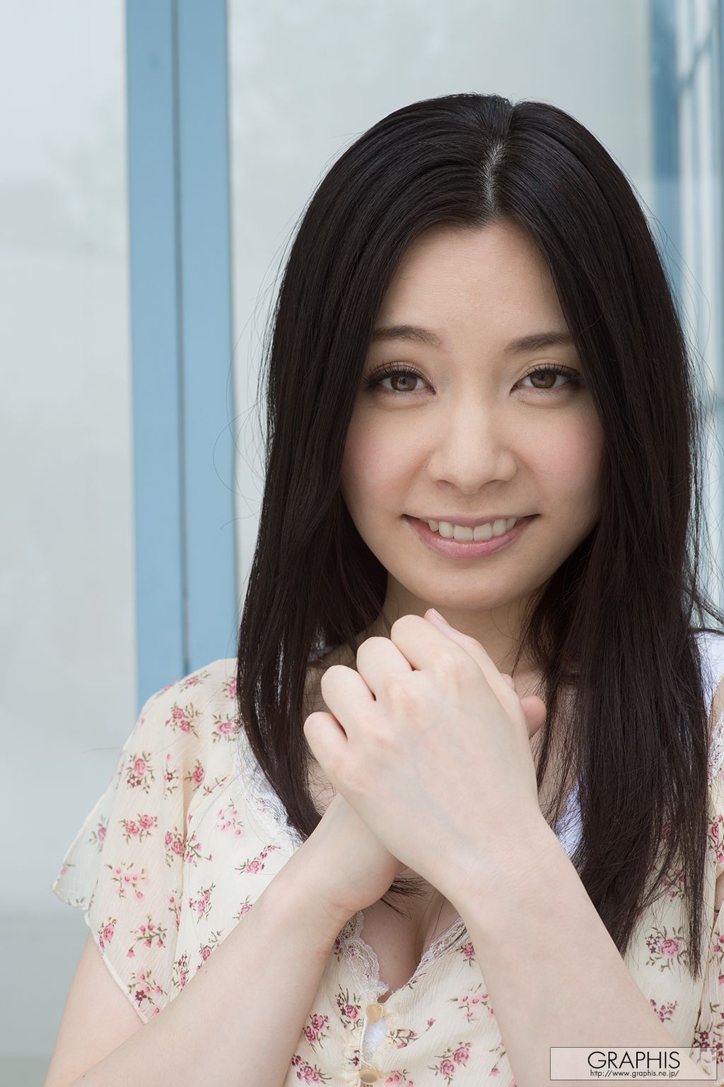 [JP] Anno An (庵野杏): [Graphis] First Gravure 初脱ぎ娘 No.131 (149 photos + 4 videos)