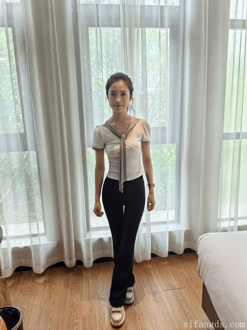 [Private Photoshoot] 茉莉花: 素人模特 酒店全尺度私拍 (498 photos)