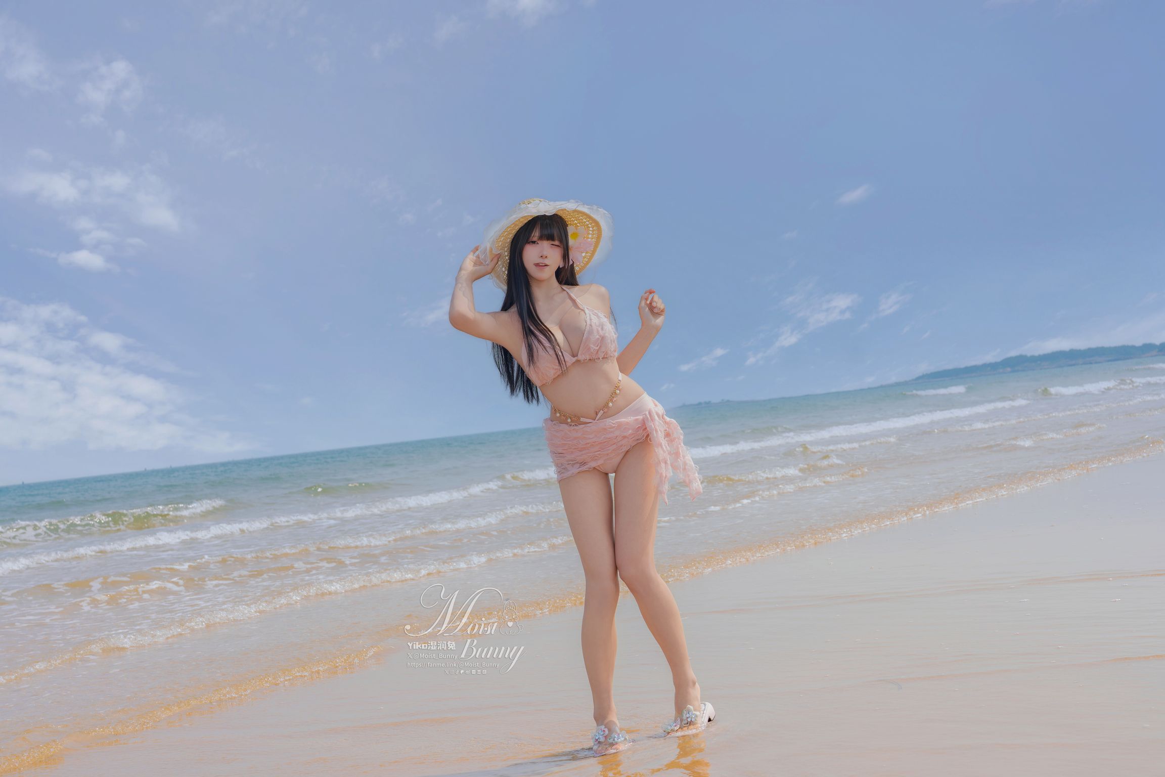 Coser@黏黏团子兔: 07月作品『粉红假日』 (97 photos + 3 videos)