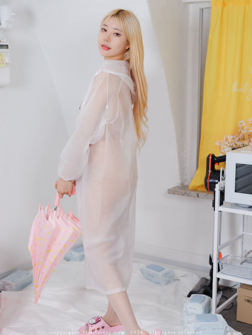 [Bimilstory] Min Harin (민하린): Raincoat Girl (188 photos)