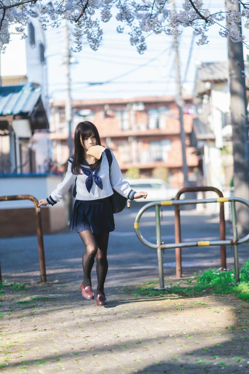 Coser@Kurumi (クルミ): 隣の席のタイツなあの子 (432 photos)