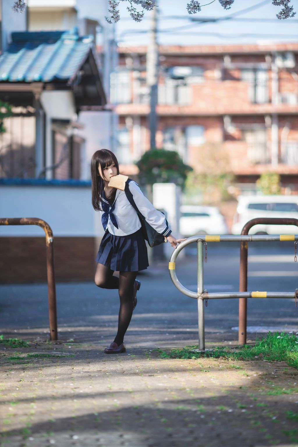Coser@Kurumi (クルミ): 隣の席のタイツなあの子 (432 photos)