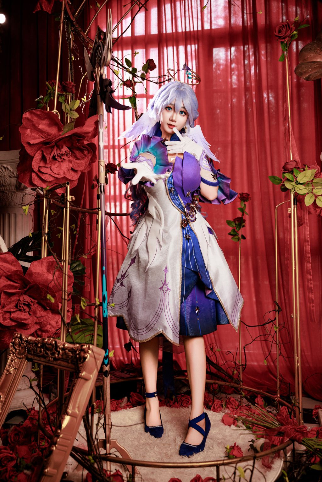 Coser@阿雪雪: 崩坏 – 星穹铁道 知更鸟 (90 photos)