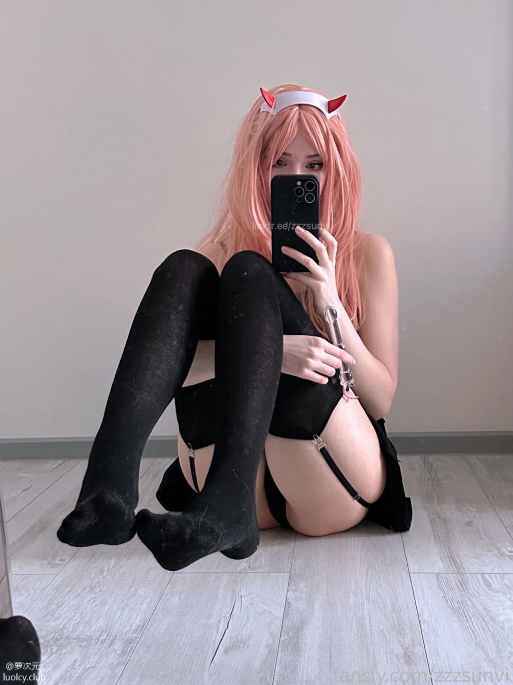 Coser@zzzsunvi: 顶级Cos白虎萝莉美女 治愈系少女的温馨日常 (190 photos ) 17 Coser@zzzsunvi: 顶级Cos白虎萝莉美女 治愈系少女的温馨日常 (190 photos ) 17