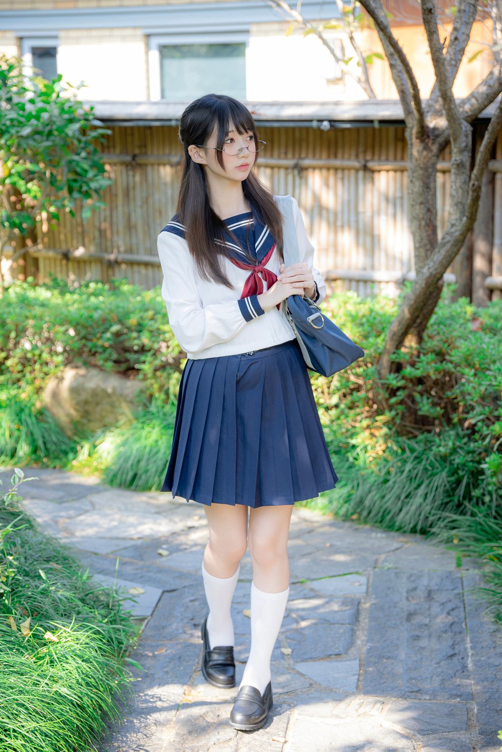 Coser@NAGISA魔物喵: 真面目な委員長 (89 photos)