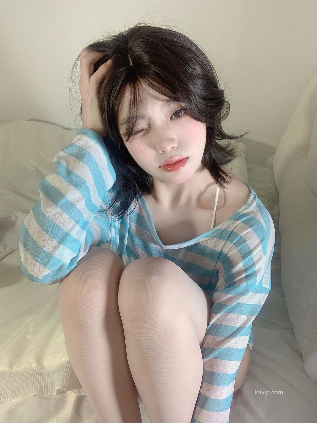 Coser@你的真真u: 居家女友 (99 photos + 1 video) 2 Coser@你的真真u: 居家女友 (99 photos + 1 video) 2
