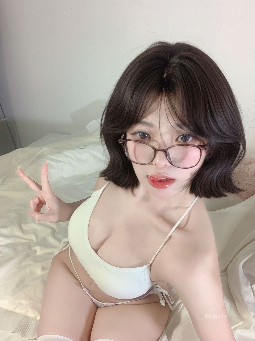 Coser@你的真真u: 居家女友 (99 photos + 1 video) 5 Coser@你的真真u: 居家女友 (99 photos + 1 video) 5
