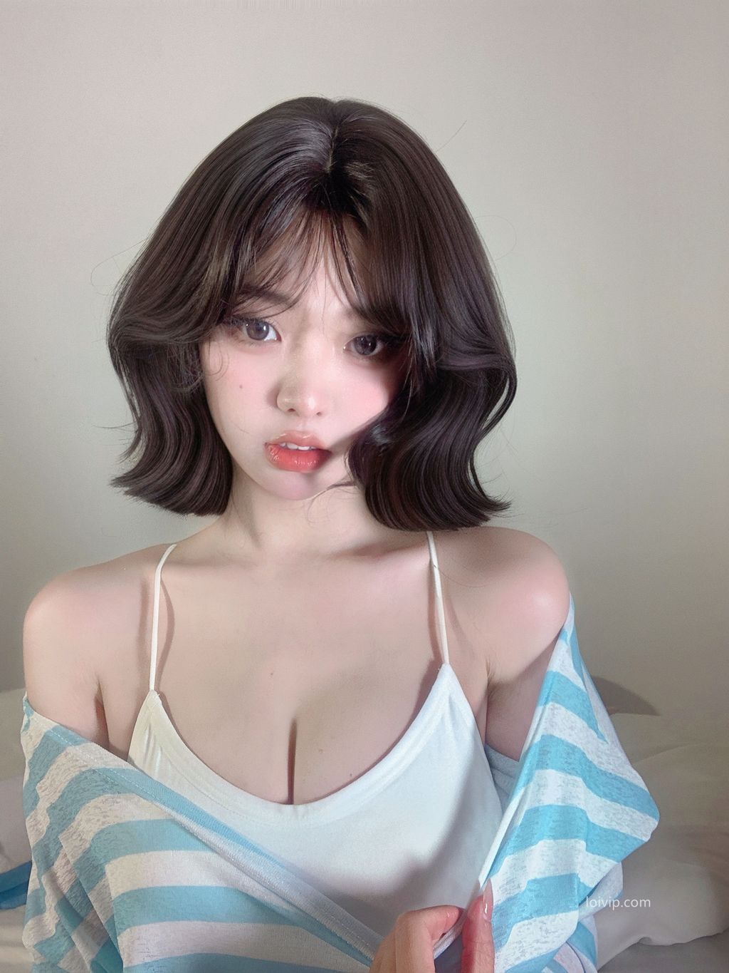 Coser@你的真真u: 居家女友 (99 photos + 1 video)