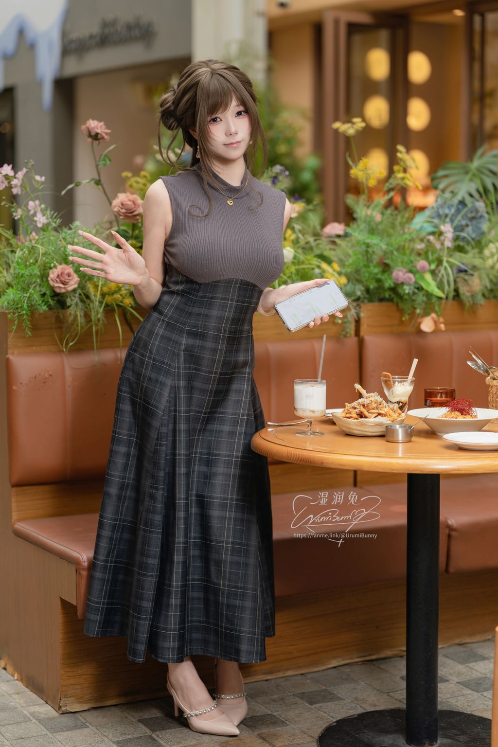 Coser@黏黏团子兔: 2026年05月作品 网友的一日约会 (120 photos + 3 videos)