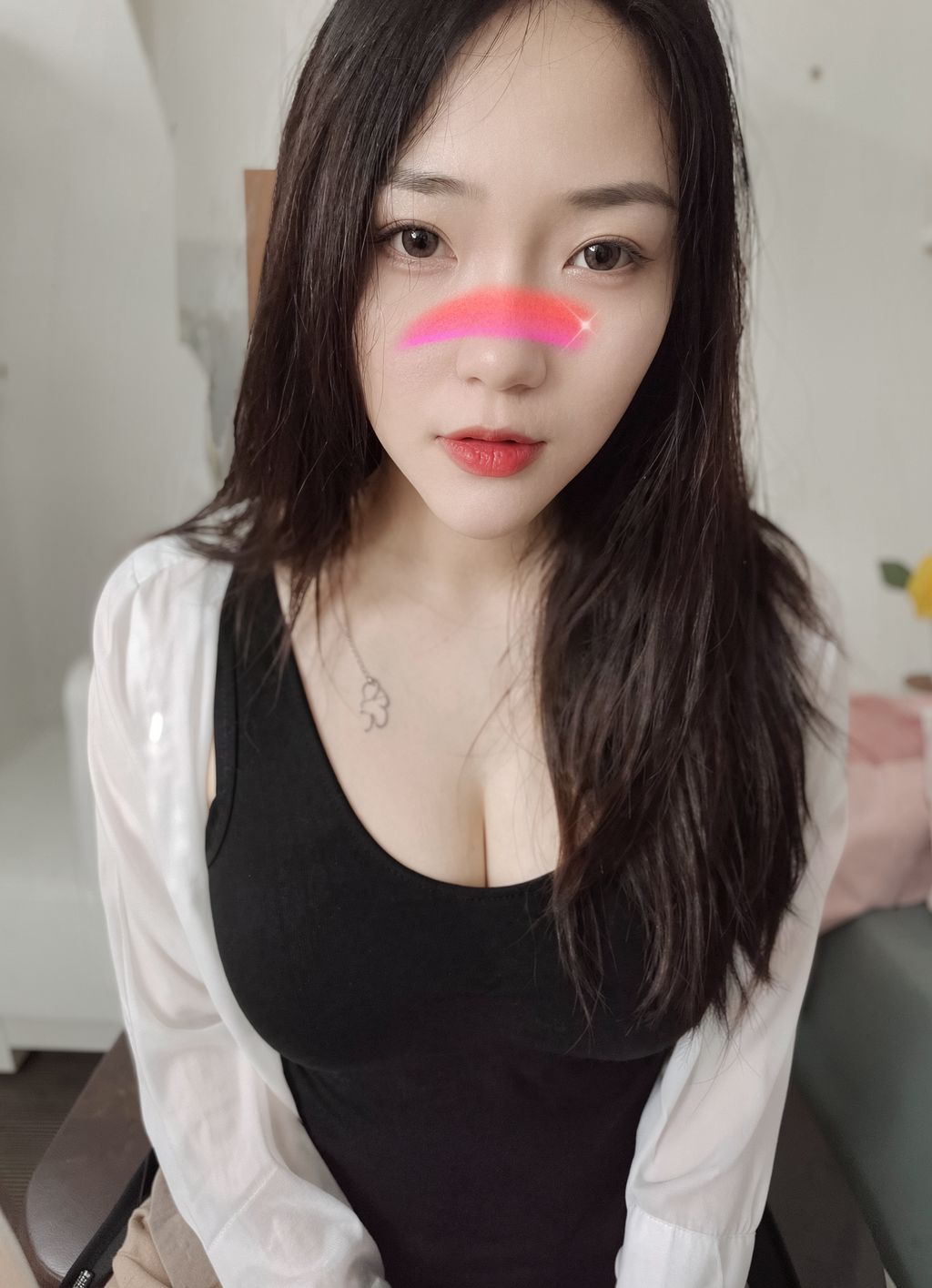 [OtherXXX] Amyun: 大奶巨乳反差婊调教私拍 纯净版私房照 (190 photos + 84 videos)