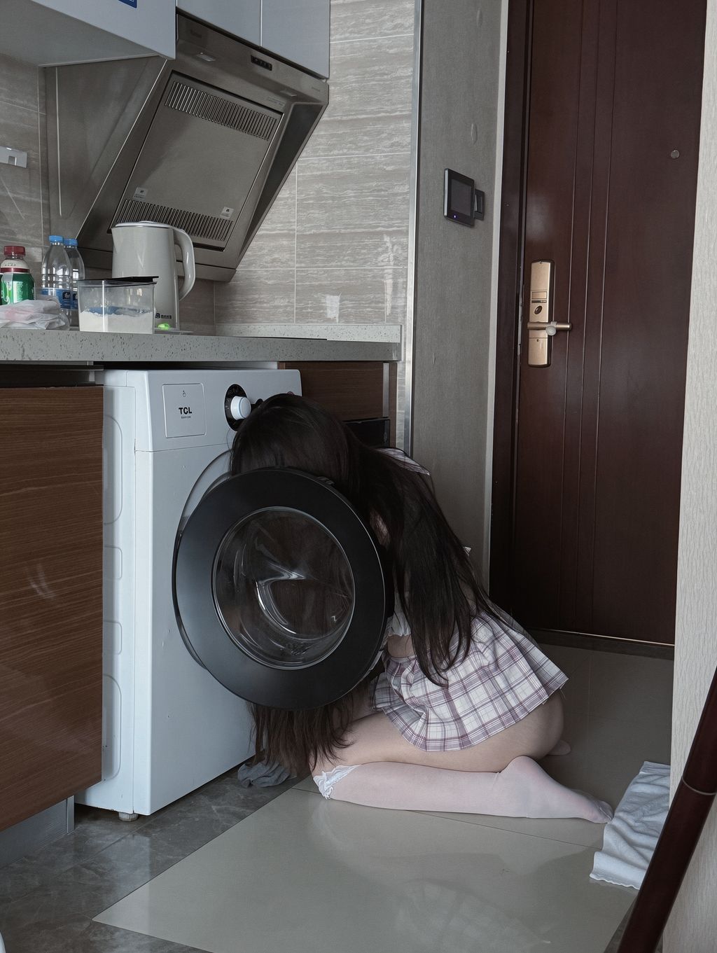 [OtherXXX] Dxiansheng: 顶级反差婊 白虎福利姬啪啪 (56 photos + 10 videos)