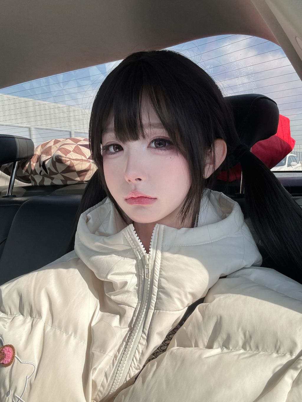 [OtherXXX] 小屁大王(屁小六): 极品福利姬裸舞合集 (118 photos + 252 videos)