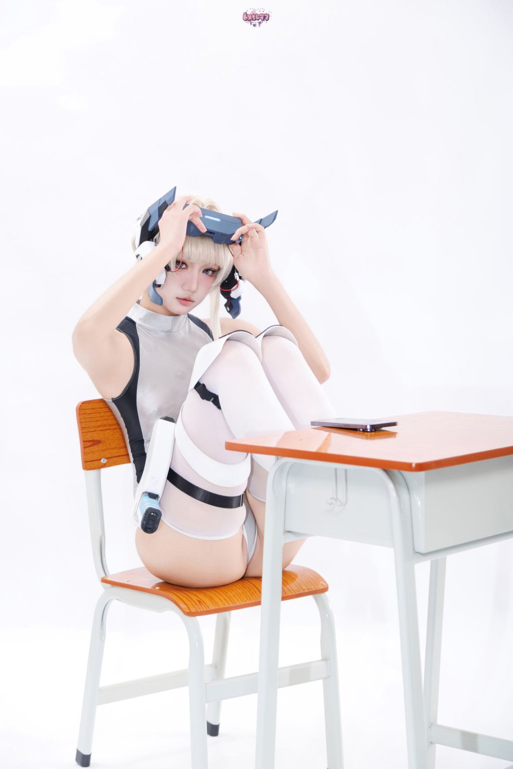 Coser@柒柒要乖哦: 蔚蓝档案 飞鸟马时 竞泳 (64 photos)