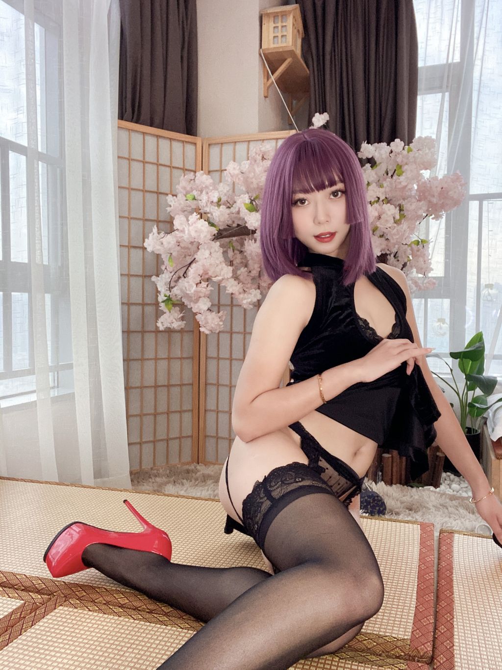 Coser@Money冷冷: 高叉旗袍蕾丝裙 (107 photos) 17 Coser@Money冷冷: 高叉旗袍蕾丝裙 (107 photos) 17