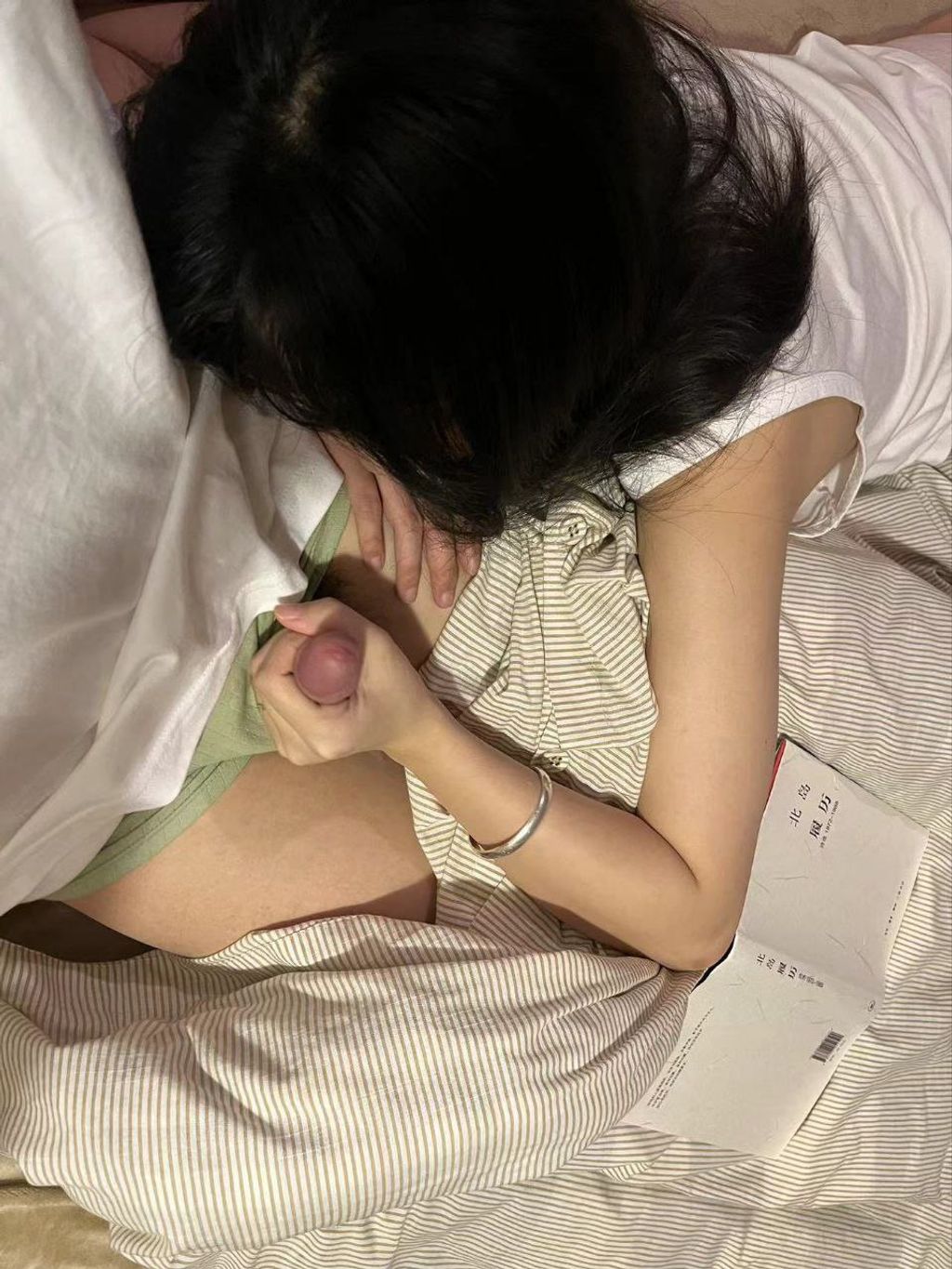 前男友泄密: 十月多位美女被泄密合集 (127 photos + 59 videos)