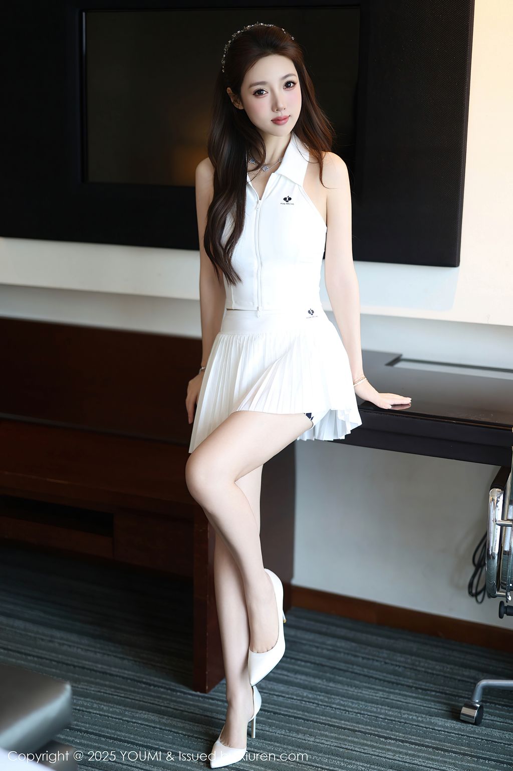 YouMi Vol.1165: 桃桃·夭夭twins (71 photos)