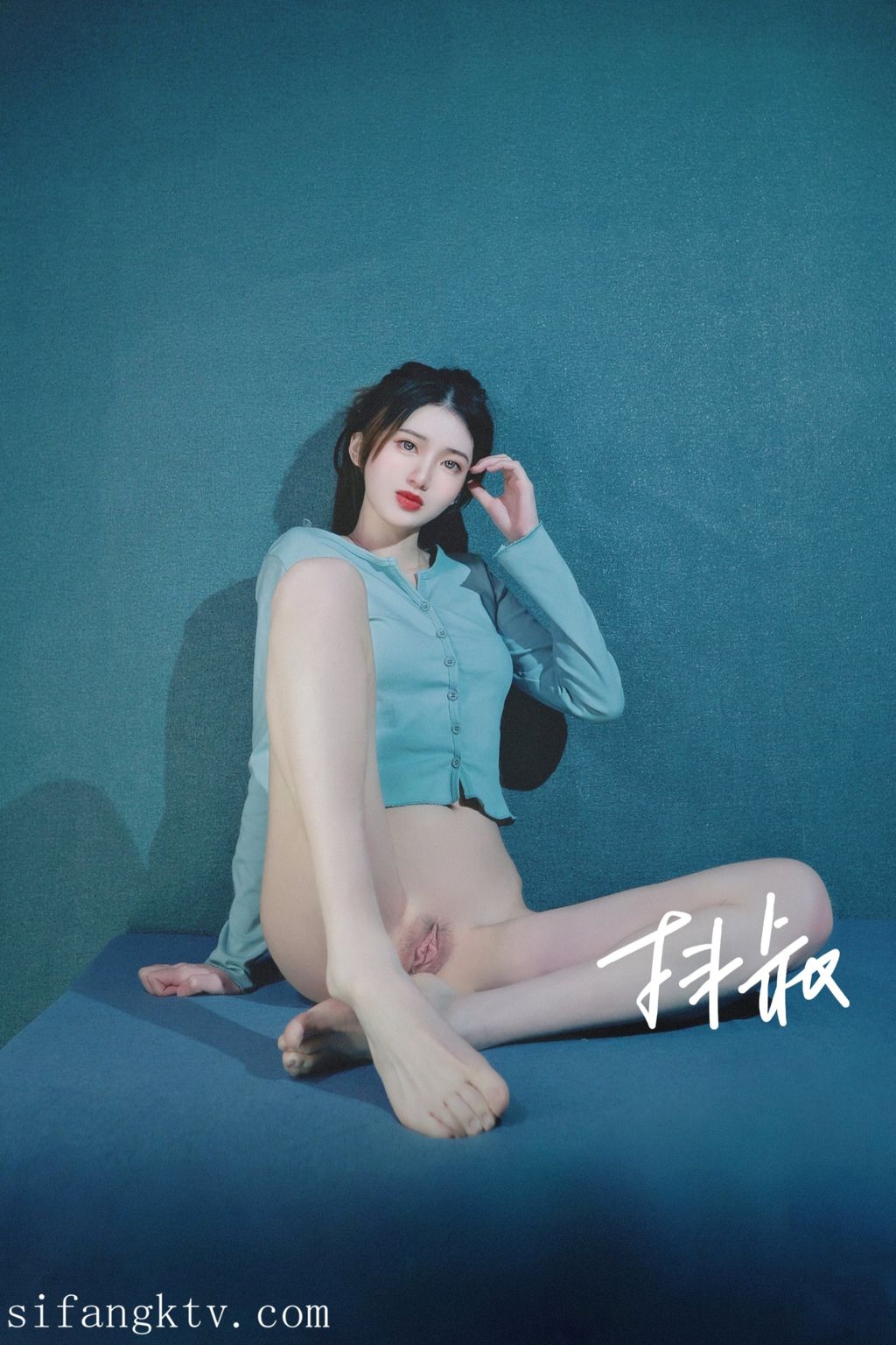 抖叔: 顶级唯美情色摄影大师作品 (215 photos)