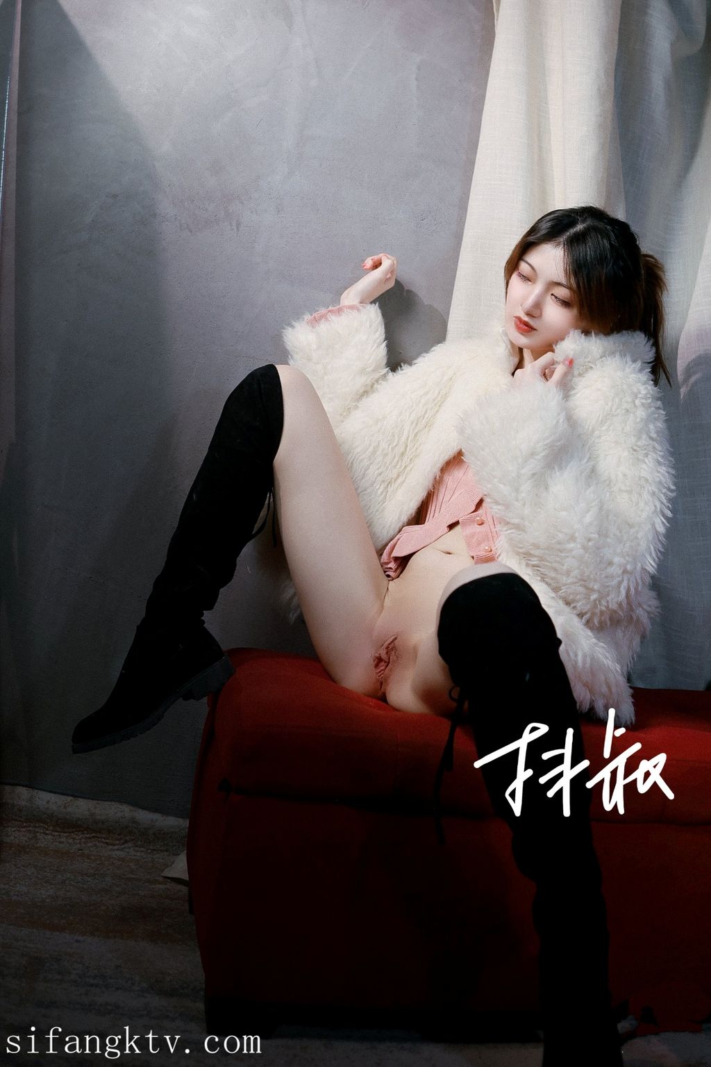 抖叔: 顶级唯美情色摄影大师作品 (215 photos) 12 抖叔: 顶级唯美情色摄影大师作品 (215 photos) 12